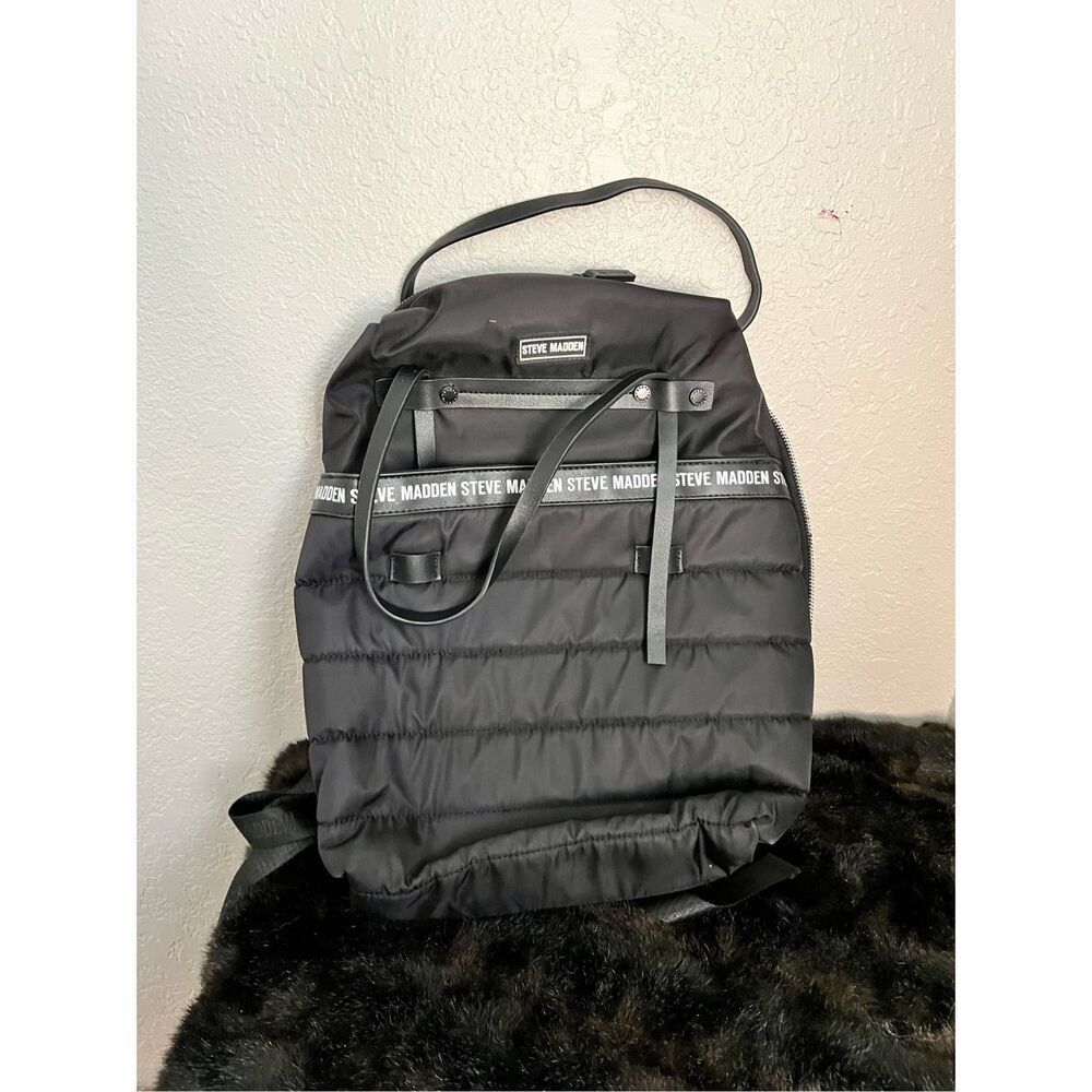Steve Madden BLACK Nylon Backpack Computer Laptop Padded Sleeve Bjodah